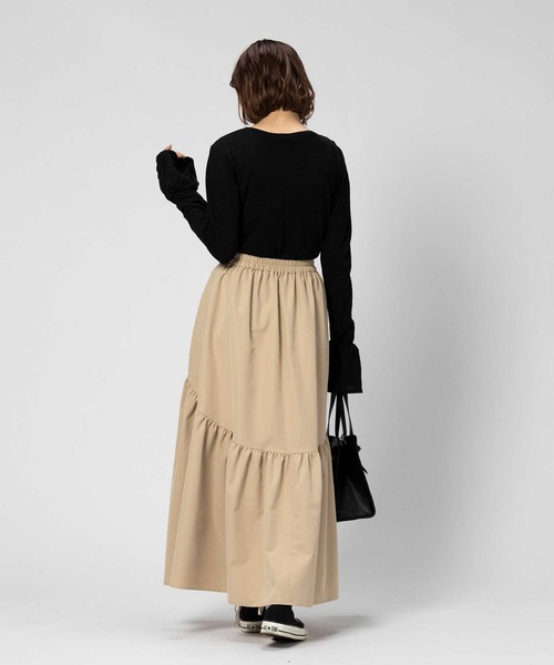 BACK NUMBER(バックナンバー)の「【BACK NUMBER】フレアスリーブ長袖Tシャツ(Tシャツ/カットソー・レディース・オフホワイト/ブラック/ブラック×ホワイト/ホワイト×ブラック・LARGE/SMALL/MEDIUM/XL)」の12枚目の写真