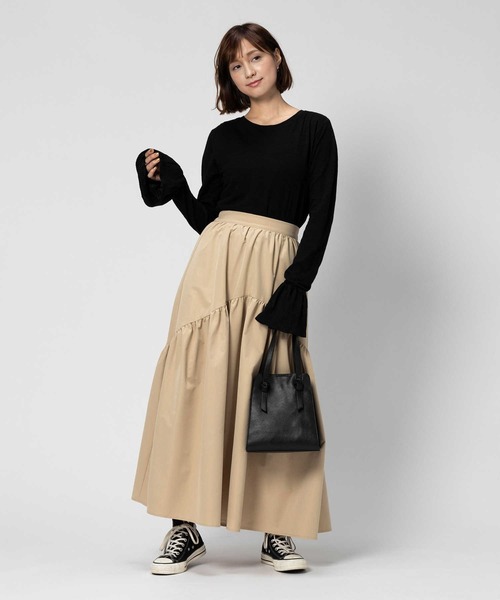 BACK NUMBER(バックナンバー)の「【BACK NUMBER】フレアスリーブ長袖Tシャツ(Tシャツ/カットソー・レディース・オフホワイト/ブラック/ブラック×ホワイト/ホワイト×ブラック・LARGE/SMALL/MEDIUM/XL)」の8枚目の写真