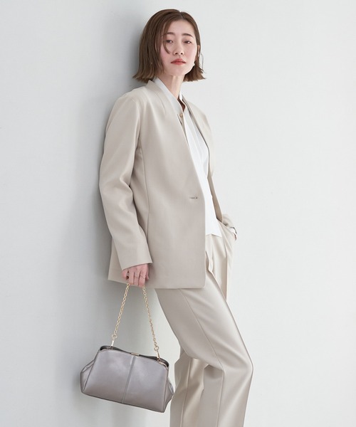 YECCA VECCA(イェッカヴェッカ)の「2wayチェーンバッグ(クラッチバッグ・レディース・ブラック/ライトベージュ/シルバー系その他・FREE)」の3枚目の写真