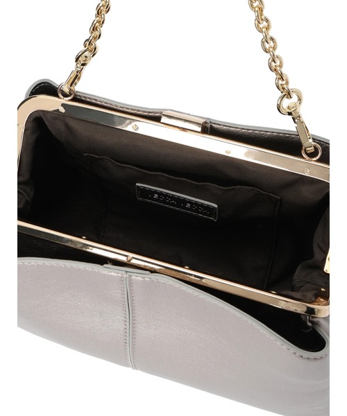 YECCA VECCA(イェッカヴェッカ)の「2wayチェーンバッグ(クラッチバッグ・レディース・ブラック/ライトベージュ/シルバー系その他・FREE)」の11枚目の写真