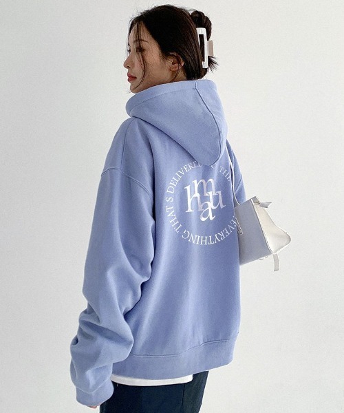 muahmuah(ムーアムーア)の「A'GEM/9 × .kom『muah muah/ムーアムーア』MUAH CIRCLE LOGO OVERFIT HOODIE/サークルロゴオーバーフィットフーディーパーカー(パーカー・レディース・アイボリー/ブラック/ライトブルー/グレー・FREE)」の1枚目の写真