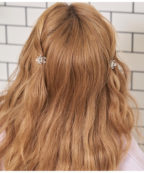 anap mimpi(アナップミンピ)の「2SET メタル フラワー ミニヘアクリップ(バレッタ/ヘアクリップ・レディース・ゴールド/シルバー・FREE)」の5枚目の写真