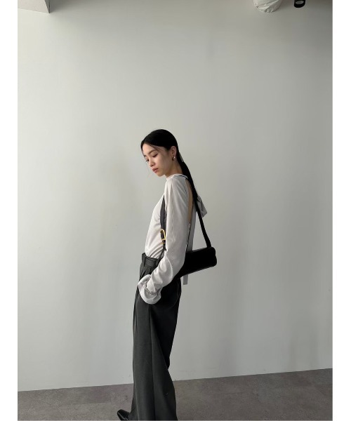 DRWCYS（ドロシーズ）の「バックリボンカップイントップス（Tシャツ/カットソー・レディース・チャコールグレー/ライトグレー・FREE）」の5枚目の写真