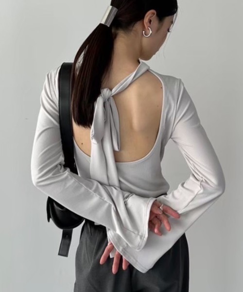 DRWCYS（ドロシーズ）の「バックリボンカップイントップス（Tシャツ/カットソー・レディース・チャコールグレー/ライトグレー・FREE）」の17枚目の写真