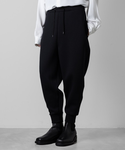 ato（アトウ）の「AIR CUSHION SWEAT  PANTS（スウェットパンツ・メンズ・ブラック/トップグレー・44/46/48）」の2枚目の写真