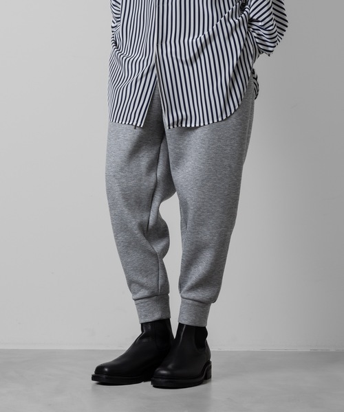 ato（アトウ）の「AIR CUSHION SWEAT  PANTS（スウェットパンツ・メンズ・ブラック/トップグレー・44/46/48）」の4枚目の写真