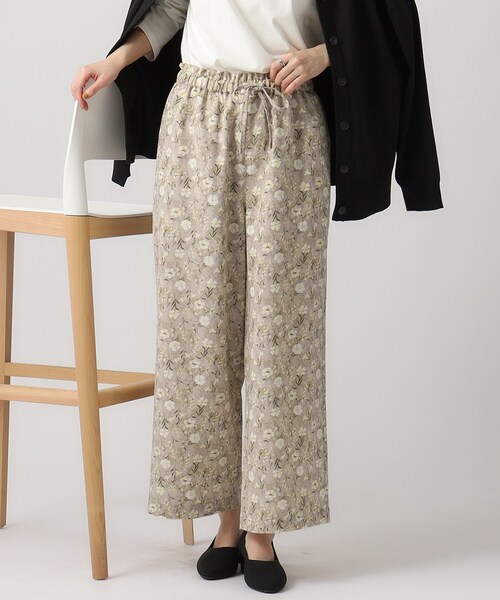 SHOO・LA・RUE(シューラルー)の「◆【洗える】サテンプリントパンツ(その他パンツ・レディース・チャコール/ベージュ系6/グレー系4/ブラック系5・00)」の1枚目の写真