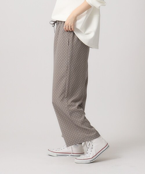 SHOO・LA・RUE(シューラルー)の「◆【洗える】サテンプリントパンツ(その他パンツ・レディース・チャコール/ベージュ系6/グレー系4/ブラック系5・00)」の6枚目の写真
