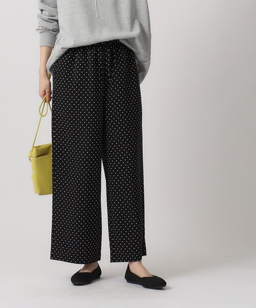 SHOO・LA・RUE(シューラルー)の「◆【洗える】サテンプリントパンツ(その他パンツ・レディース・チャコール/ベージュ系6/グレー系4/ブラック系5・00)」の12枚目の写真