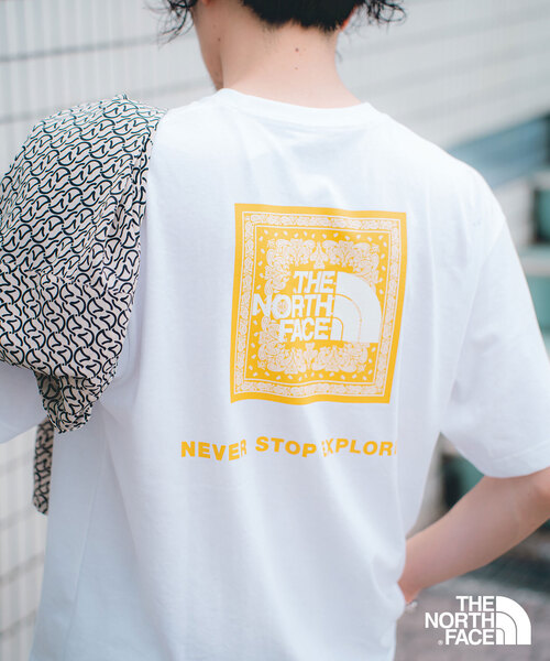 THE NORTH FACE（ザノースフェイス）の「【THE NORTH FACE】S/S Bandana Square Logo Tee（Tシャツ/カットソー・メンズ・ブラック/チャコールグレー/ホワイト/ネイビー・MEDIUM/LARGE/X-LARGE）」の2枚目の写真