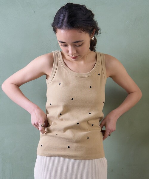 新品未使用グッチハート刺繍タンクトップ　Mサイズ セール】ミニハート刺繍 タンクトップ（タンクトップ）｜FREAK'S
