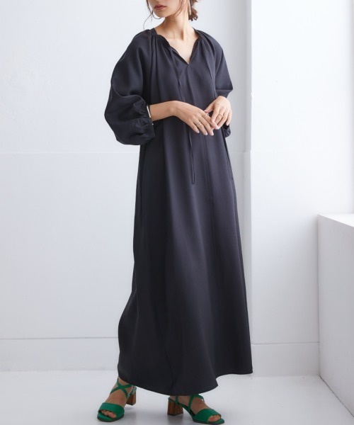 nissen(ニッセン)の「リネンライクラグラン袖スキッパーギャザーワンピース (選べる着丈)(ワンピース・レディース・ブラック/ベージュ/カーキ系1/ベージュ系その他/カーキ/ブラック系その他・L/LL/S/M)」の12枚目の写真