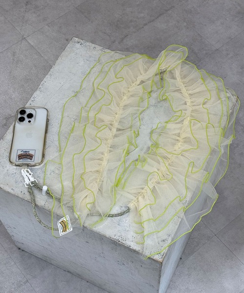 HELLO.SANFRANCISCO（ハローサンフランシスコ）の「【HELLO.SANFRANCISCO/ハローサンフランシスコ】チュールフリルスマホショルダー（スマホグッズ・レディース・ブルー/オレンジ/オフホワイト・FREE）」の2枚目の写真