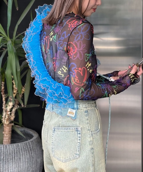 HELLO.SANFRANCISCO（ハローサンフランシスコ）の「【HELLO.SANFRANCISCO/ハローサンフランシスコ】チュールフリルスマホショルダー（スマホグッズ・レディース・ブルー/オレンジ/オフホワイト・FREE）」の15枚目の写真