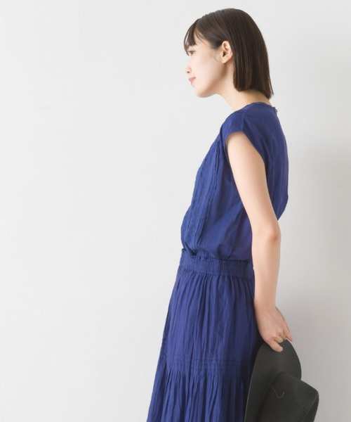 OMNES(オムネス)の「コットンボイルフロントレースノースリーブプルオーバー(シャツ/ブラウス・レディース・ベージュ/ホワイト/ブラック/ブルー・FREE)」の13枚目の写真