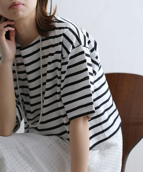 La TOTALITE（ラトータリテ）の「【LE MINOR/ルミノア】別注Crop pullover（Tシャツ/カットソー・レディース・ブラック/ピンク/キャメル/パープル・FREE）」の2枚目の写真