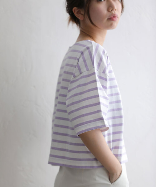 La TOTALITE（ラトータリテ）の「【LE MINOR/ルミノア】別注Crop pullover（Tシャツ/カットソー・レディース・ブラック/ピンク/キャメル/パープル・FREE）」の17枚目の写真