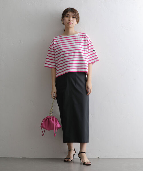 La TOTALITE（ラトータリテ）の「【LE MINOR/ルミノア】別注Crop pullover（Tシャツ/カットソー・レディース・ブラック/ピンク/キャメル/パープル・FREE）」の19枚目の写真