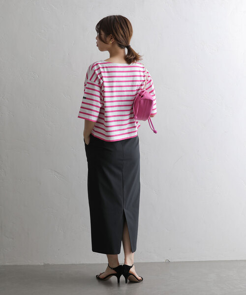 La TOTALITE（ラトータリテ）の「【LE MINOR/ルミノア】別注Crop pullover（Tシャツ/カットソー・レディース・ブラック/ピンク/キャメル/パープル・FREE）」の22枚目の写真