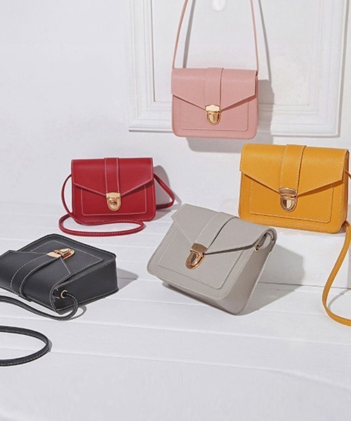Miniministore(ミニミニストア)の「韓国風 ミニショルダーバッグ レディース(ショルダーバッグ・レディース・ブラック/イエロー/ワインレッド/ピンク/グレー・FREE)」の6枚目の写真