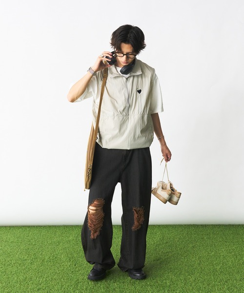 Adoon plain（アドーンプレーン）の「ナイロンハーフジップベスト（ベスト・メンズ・ブラック/グレイッシュベージュ・MEDIUM/LARGE）」の16枚目の写真