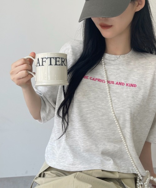 Ada.（エイダ）の「サガラ刺繍 クロップド フラワー Tシャツ（Tシャツ/カットソー・レディース・オフホワイト/チャコール/オートミール・FREE）」の19枚目の写真