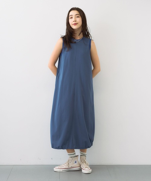 saloon(サルーン)の「SALOON(サルーン)/ノースリバルーンワンピース【洗濯機洗い可】(ワンピース・レディース・カーキ/ブラック/ブルー・FREE)」の3枚目の写真