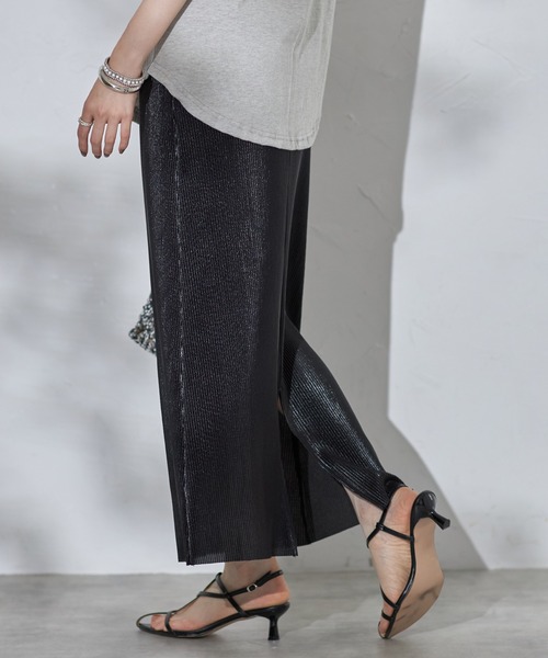 each（イーチ）の「シャイニープリーツタイトスカート（スカート・レディース・イエローゴールド/シルバー/ブラック・FREE）」の8枚目の写真