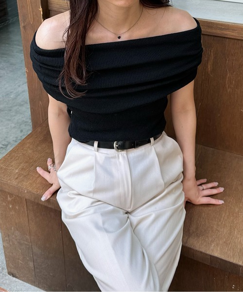 LE MORE（リモア）の「ハーフスリーブシアーオフショルニット（ニット/セーター・レディース・アイボリー/ブラック/グレー・FREE）」の3枚目の写真