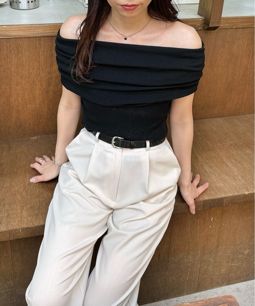 LE MORE（リモア）の「ハーフスリーブシアーオフショルニット（ニット/セーター・レディース・アイボリー/ブラック/グレー・FREE）」の5枚目の写真