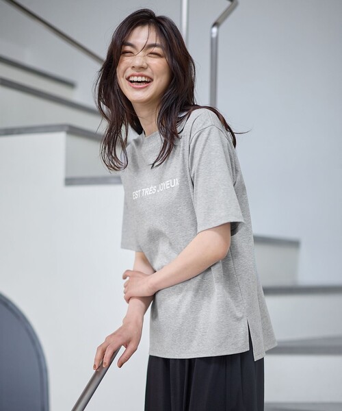 ANY(エニィ)の「【汗ジミ防止加工】シルケットスムース半袖ロゴTシャツ(Tシャツ/カットソー・レディース・ブラック系/ホワイト系/ライトグレー系・4)」の3枚目の写真