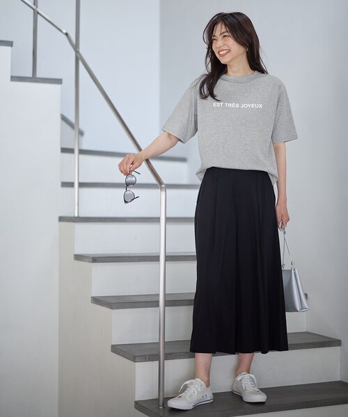 ANY(エニィ)の「【汗ジミ防止加工】シルケットスムース半袖ロゴTシャツ(Tシャツ/カットソー・レディース・ブラック系/ホワイト系/ライトグレー系・4)」の12枚目の写真