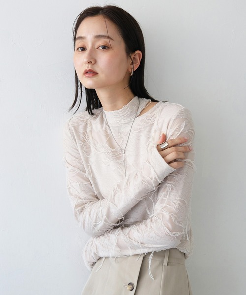 CLEIO(クレイオ)の「【CLEIO】花ジャガードシースルートップス(Tシャツ/カットソー・レディース・アイボリー・FREE)」の2枚目の写真