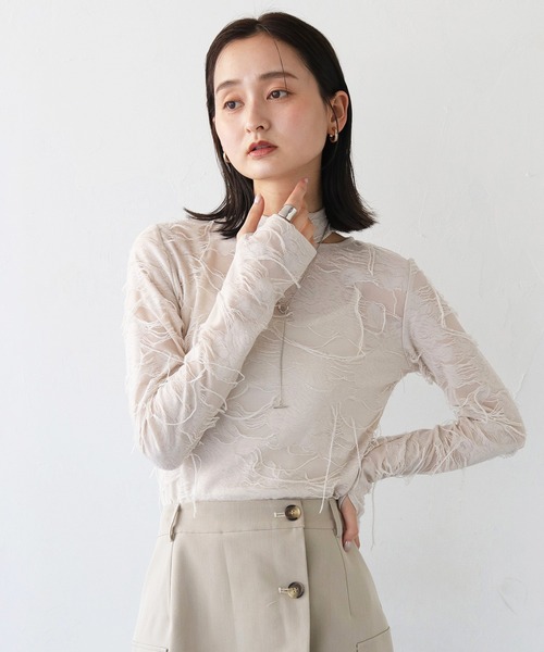 CLEIO(クレイオ)の「【CLEIO】花ジャガードシースルートップス(Tシャツ/カットソー・レディース・アイボリー・FREE)」の3枚目の写真
