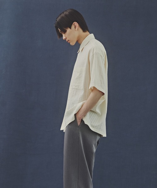 NANO universe(ナノユニバース)の「「Commonuse」コットンストライプジャガードシャツ(シャツ/ブラウス・メンズ・ブラック/ベージュ系その他・L/M)」の7枚目の写真