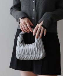 earth music&ecology | ウエーブキルトショルダーバッグ(ショルダーバッグ)