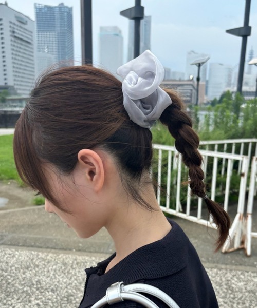 Birthday room（バースデイルーム）の「サテンライクヘアゴム/シュシュ / satin-like hair tie chouchou（シュシュ・レディース・シルバー/アイボリー/ブラック/ピンク・FREE）」の9枚目の写真