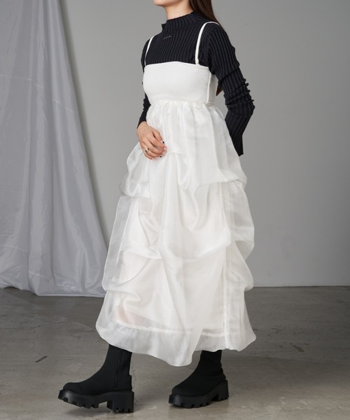 RAY CASSIN(レイカズン)の「チュールティアードベアワンピース(ワンピース・レディース・アイボリー/ブラック/グレー・FREE)」の1枚目の写真