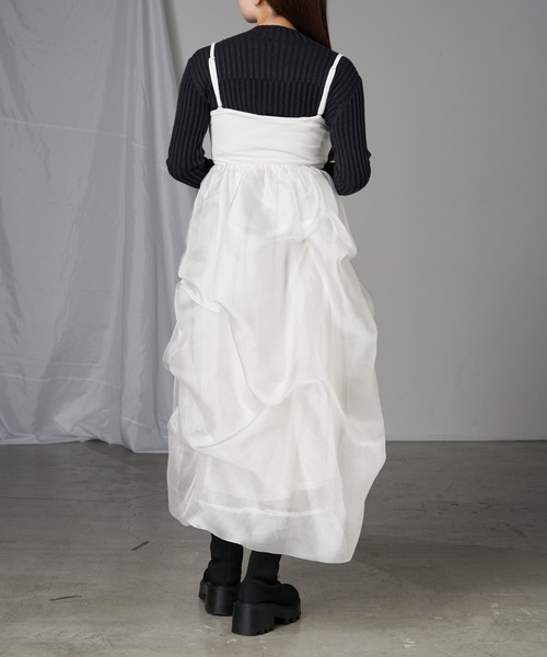 RAY CASSIN(レイカズン)の「チュールティアードベアワンピース(ワンピース・レディース・アイボリー/ブラック/グレー・FREE)」の6枚目の写真