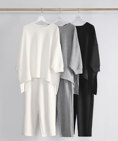 ELFRANK(エルフランク)の「【M~Lサイズ展開】セットアップ ジャージーオーバーサイズトップス テーパードパンツ 上下セット(セットアップ・レディース・ブラック/グレー/オフホワイト・FREE/M/L)」の4枚目の写真