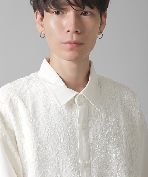 LUXSTYLE(ラグスタイル)の「レース貼り付けビッグシルエット長袖シャツ(シャツ/ブラウス・メンズ・ホワイト/ブラック・FREE)」の9枚目の写真