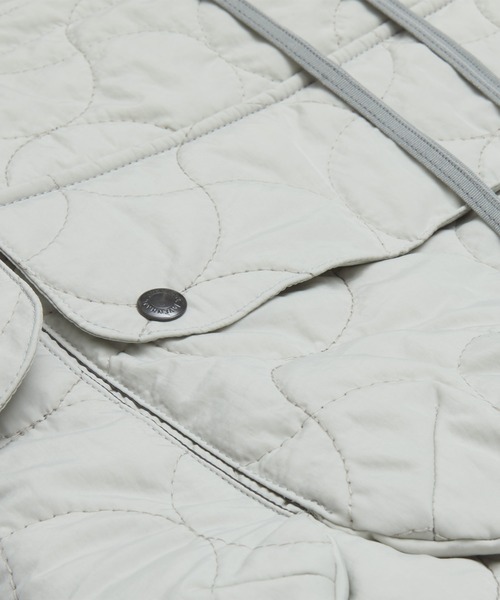 LAVENHAM（ラベンハム）の「Nicholas Daley X Lavenham Kit Bag Unisex / ニコラス・デイリー X ラベンハム キット バッグ ユニセックス（ショルダーバッグ・メンズ・ライトグレー・ONE SIZE）」の15枚目の写真