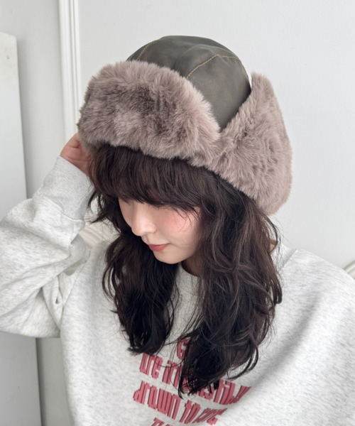 SOLLON.（ソルロン）の「フェイクファーPUフライトキャップ（キャップ