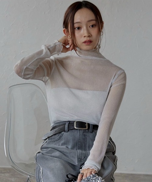ap retro(アプレトロ)の「ラメシアーチュールトップス(Tシャツ/カットソー・レディース・オフホワイト/グレー/ベージュ/ブラック・FREE)」の5枚目の写真