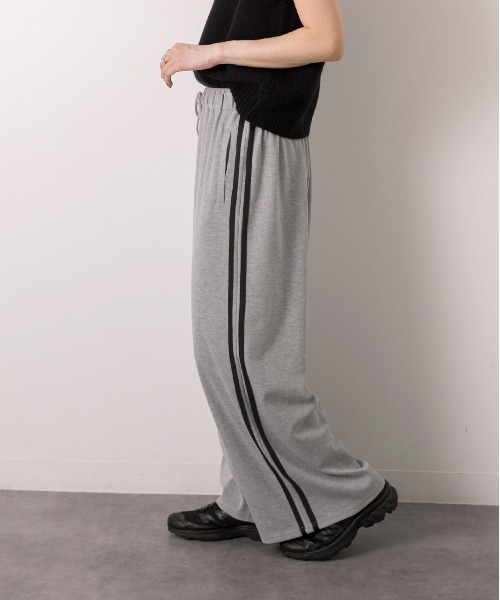 ad thie（アドティエ）の「サイドライン スムースロングパンツ（スウェットパンツ・レディース・チャコール/杢グレー/ブラック・FREE）」の7枚目の写真
