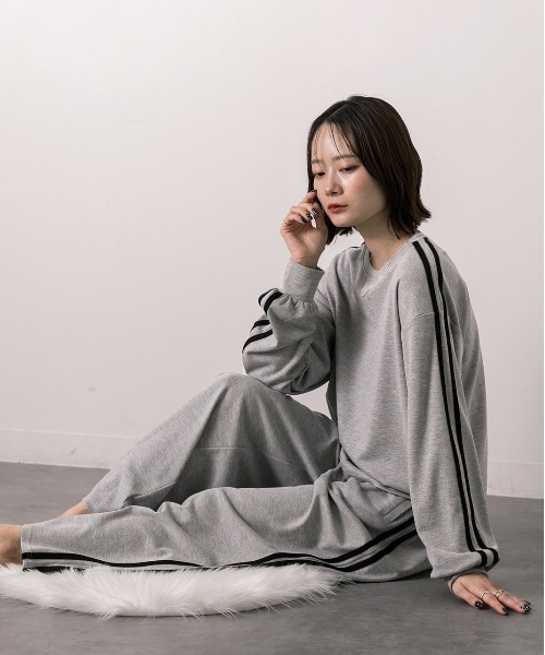 ad thie（アドティエ）の「サイドライン スムースロングパンツ（スウェットパンツ・レディース・チャコール/杢グレー/ブラック・FREE）」の10枚目の写真
