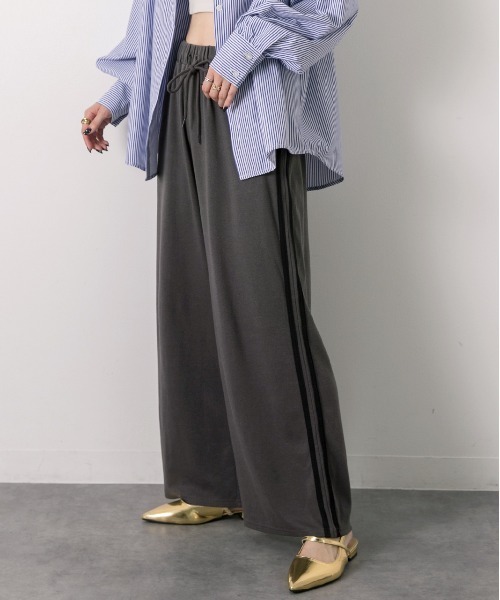 ad thie（アドティエ）の「サイドライン スムースロングパンツ（スウェットパンツ・レディース・チャコール/杢グレー/ブラック・FREE）」の12枚目の写真