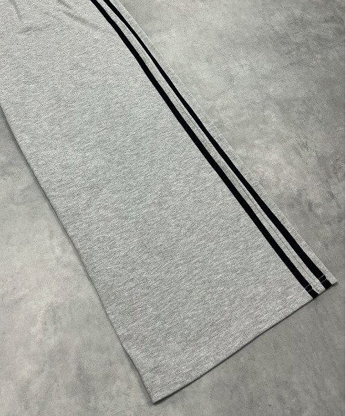 ad thie（アドティエ）の「サイドライン スムースロングパンツ（スウェットパンツ・レディース・チャコール/杢グレー/ブラック・FREE）」の19枚目の写真