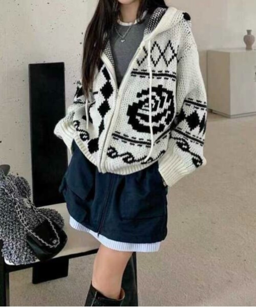 セール】ネイティブ柄フード付きジップパーカー（ニット/セーター