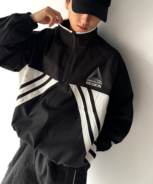 Java(ジャバ)の「《Javaジャバコラボ》大人のスポーティMIXに差をつける。綿100%刺繍入り配色ラインハーフジッププルオーバー(ブルゾン・メンズ・ネイビー/ブラック・LARGE/MEDIUM)」の7枚目の写真